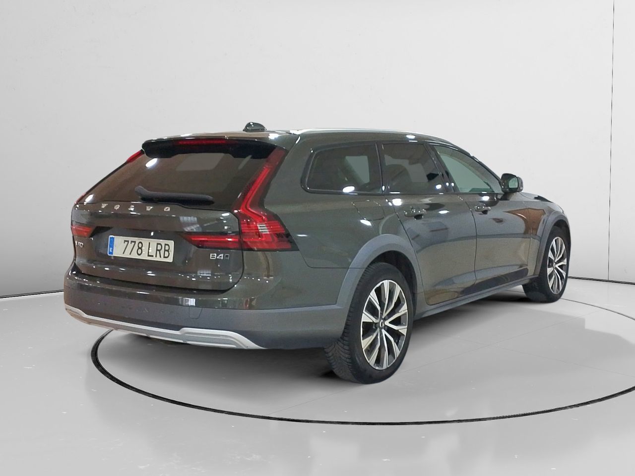 Volvo V90 B4 D AWD - foto 2