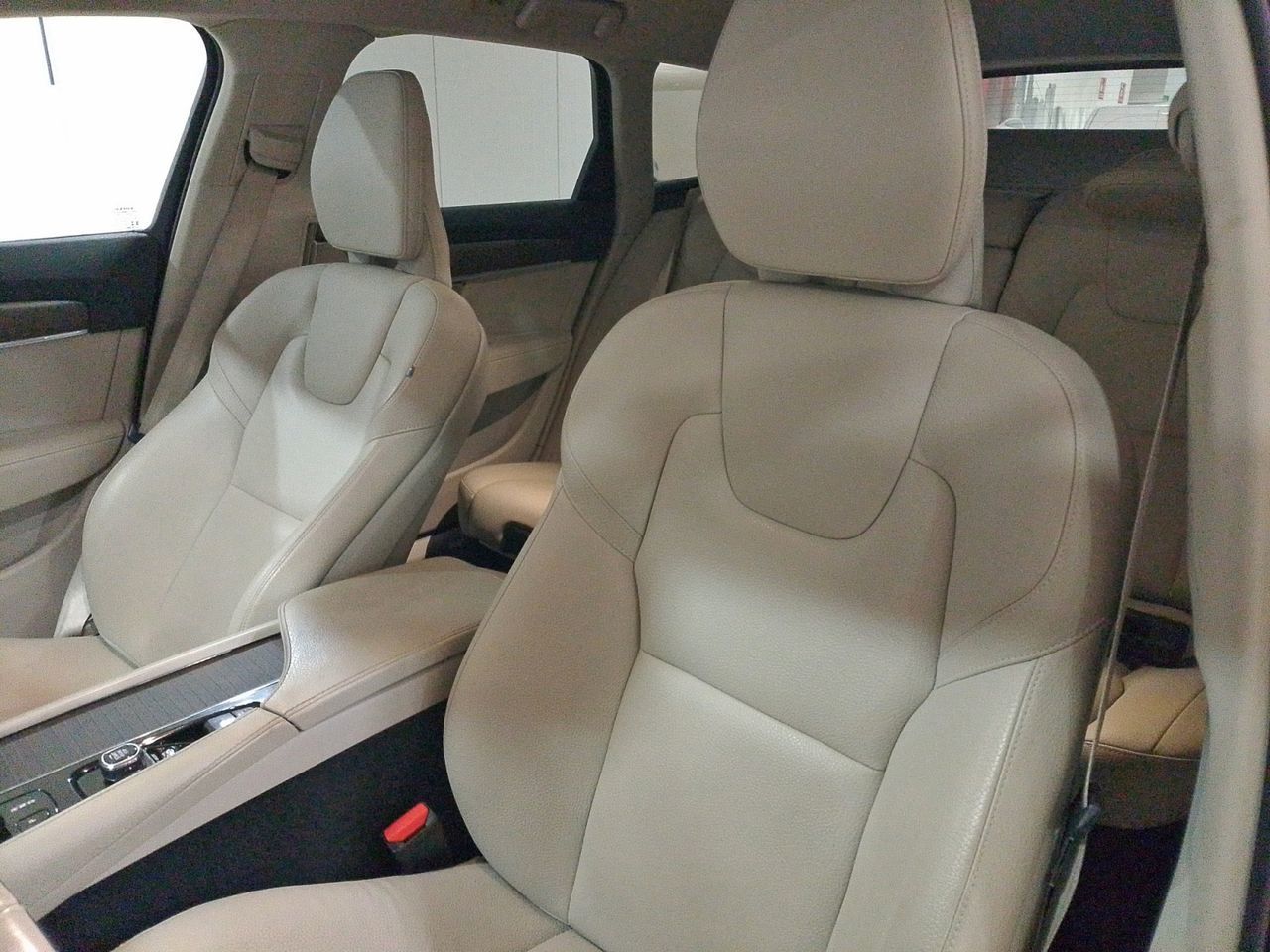 Volvo V90 B4 D AWD - foto 21