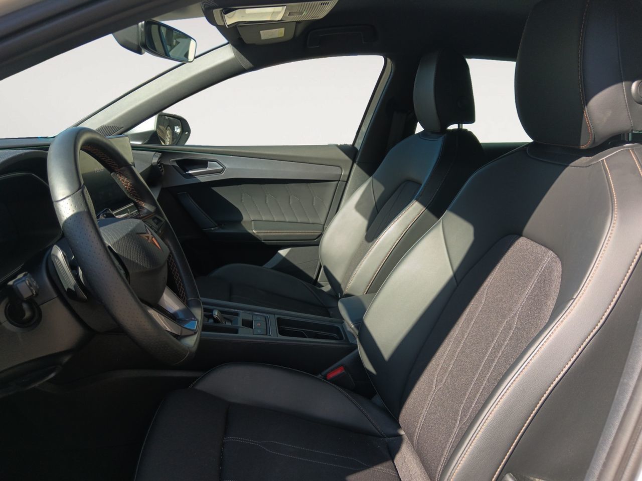 Cupra León 1.5 eTSI DSG - foto 9