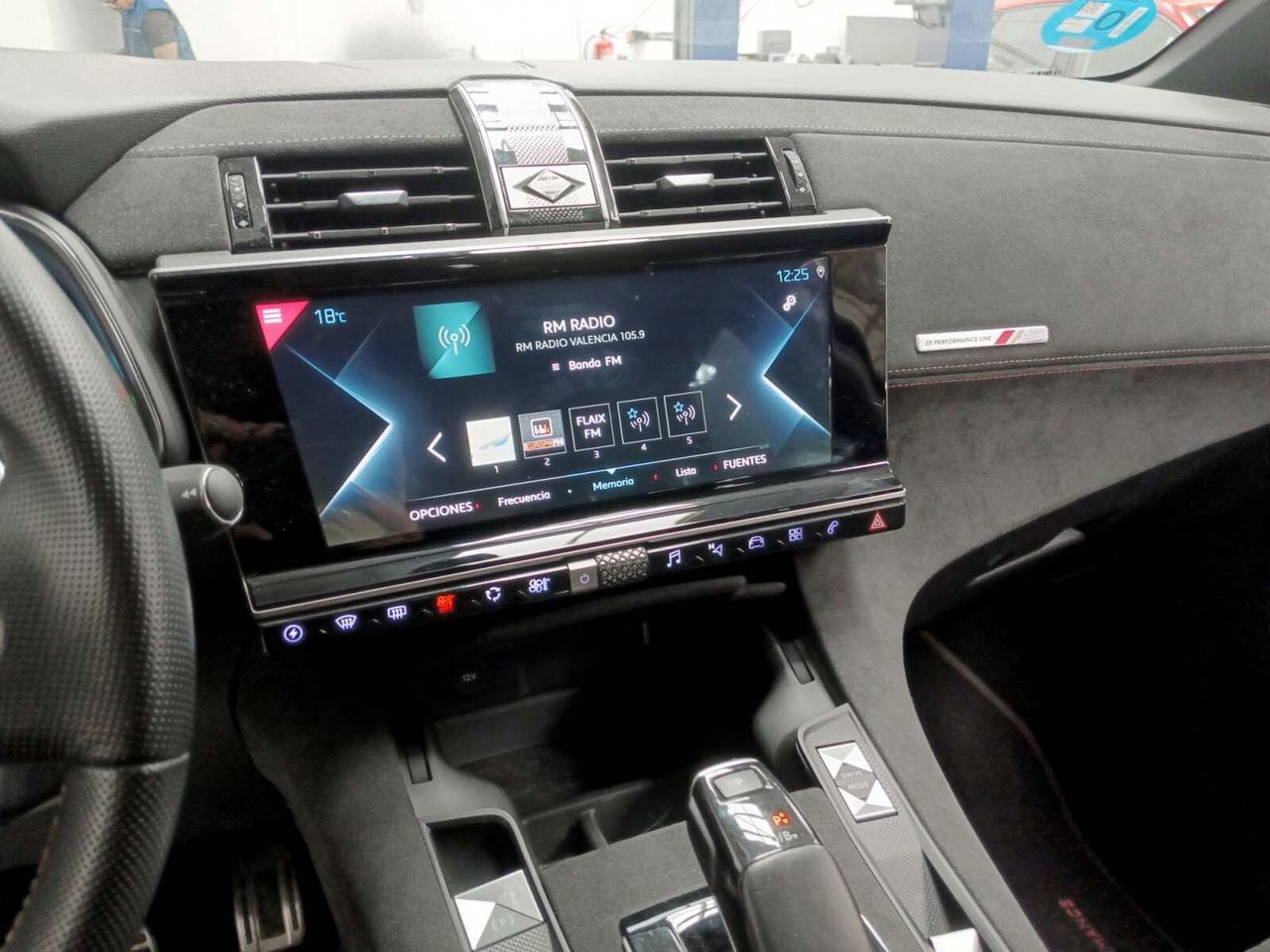 DS DS 7 Crossback E-Tense 225 Performance Line - foto 15