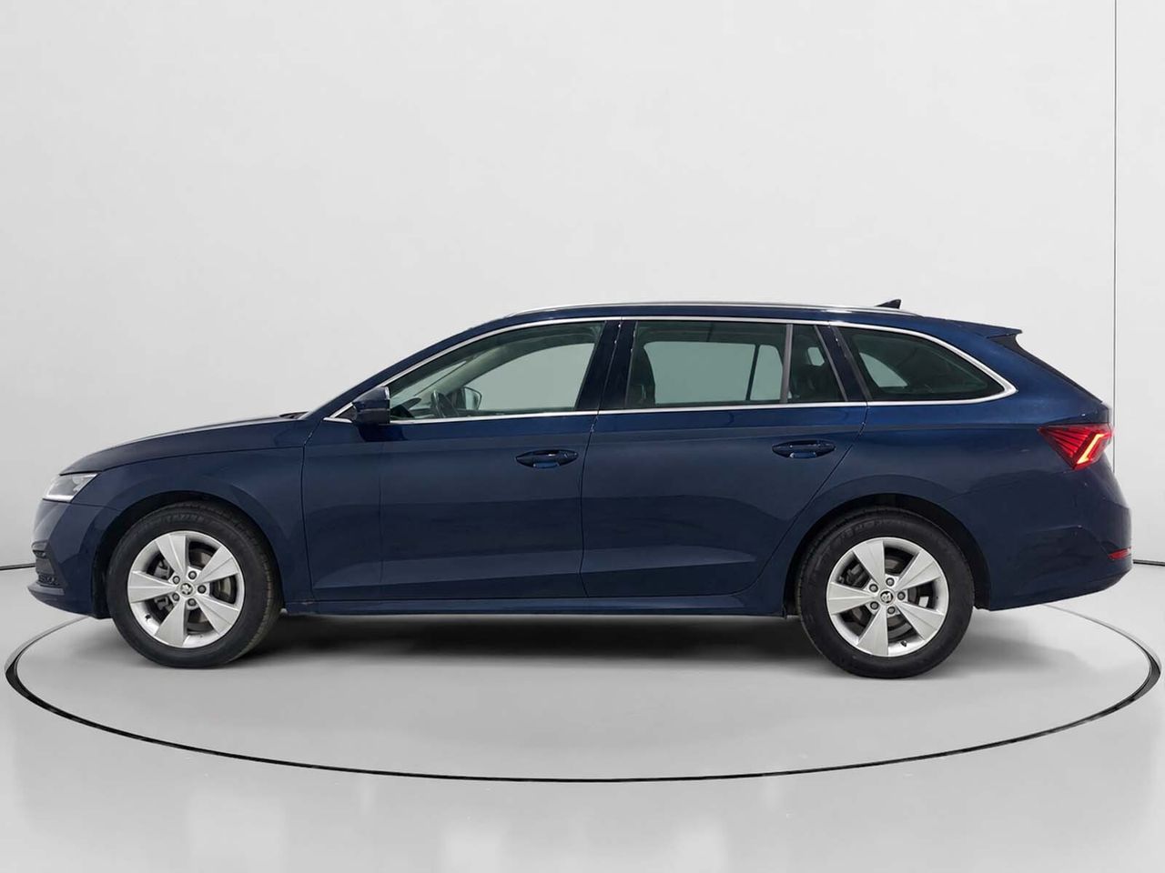 Škoda Octavia 2.0 TDI Ambition - foto 6