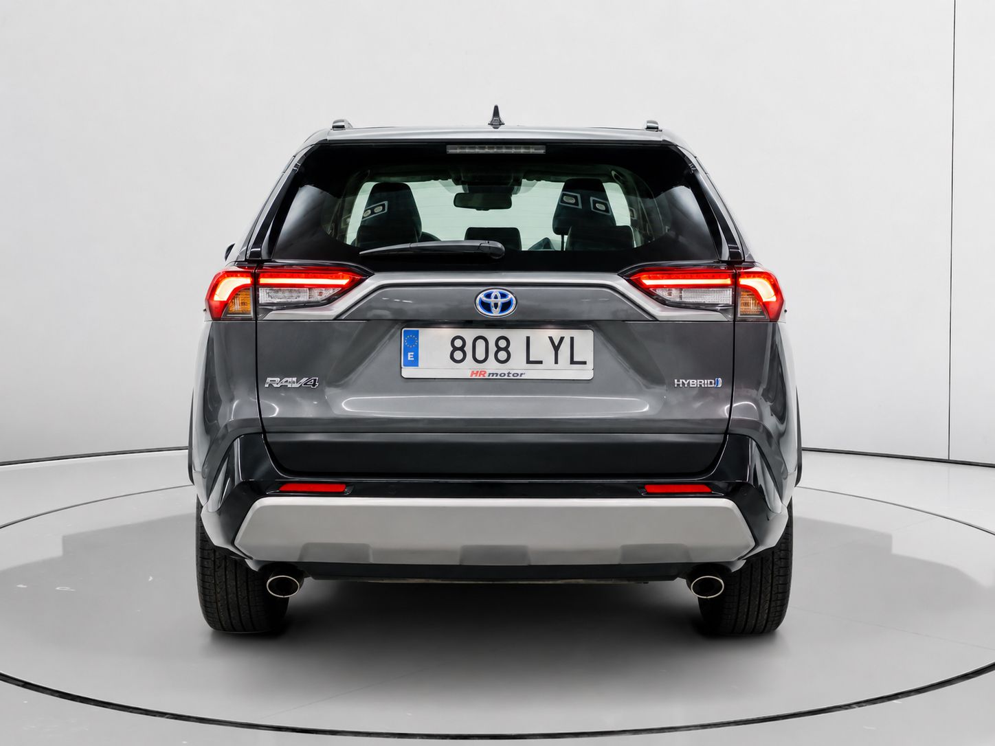 Toyota RAV4 220H Business - foto 4