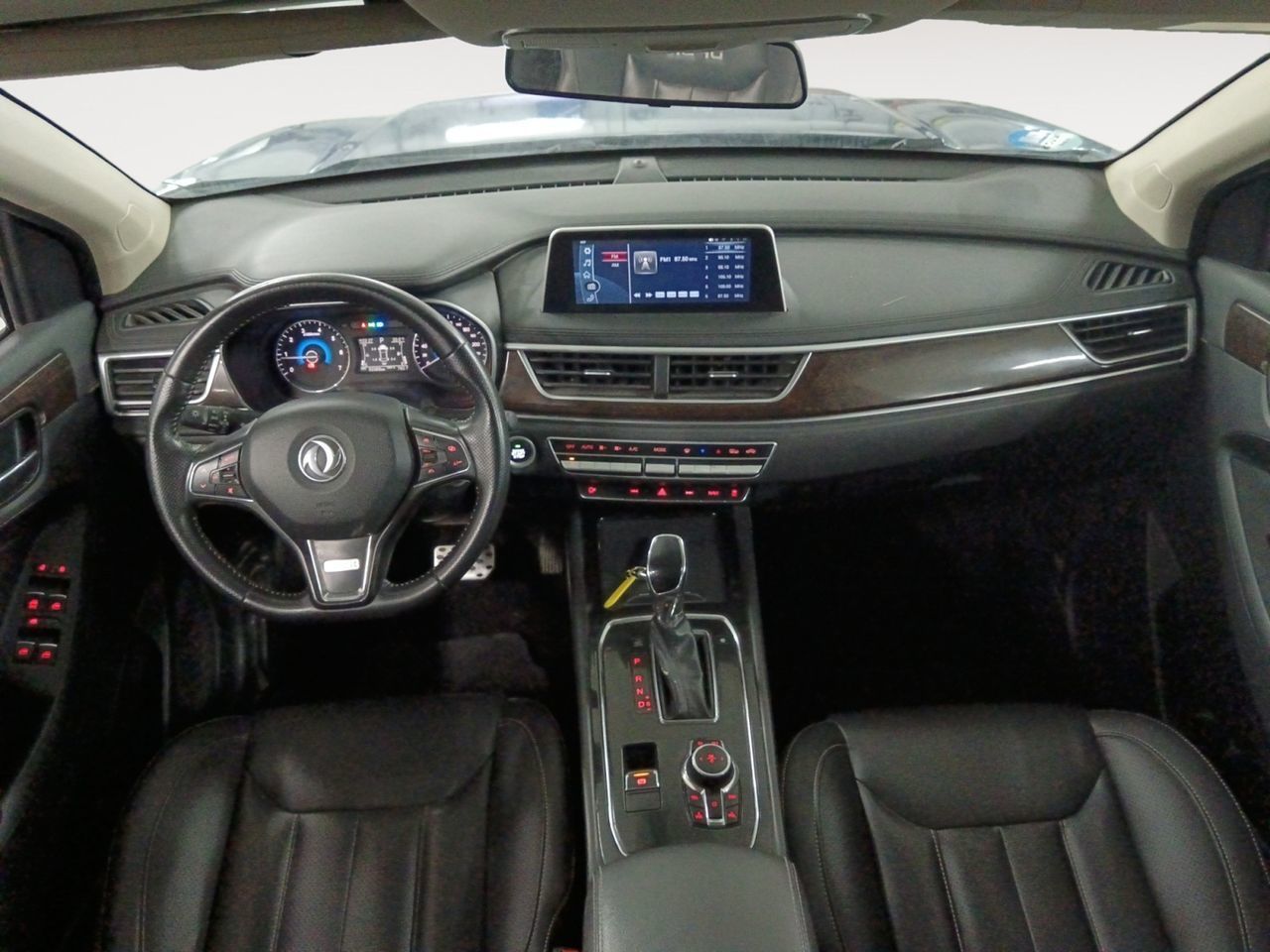 DFSK 580 1.5 T Luxury - foto 8