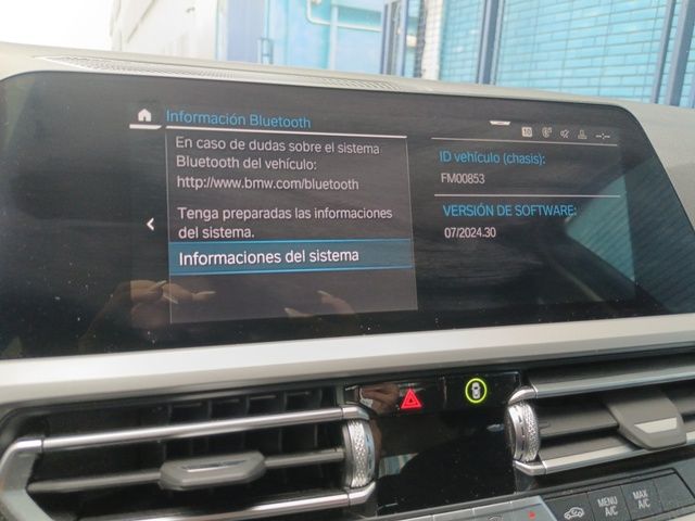 BMW Serie 3 320e - foto 17