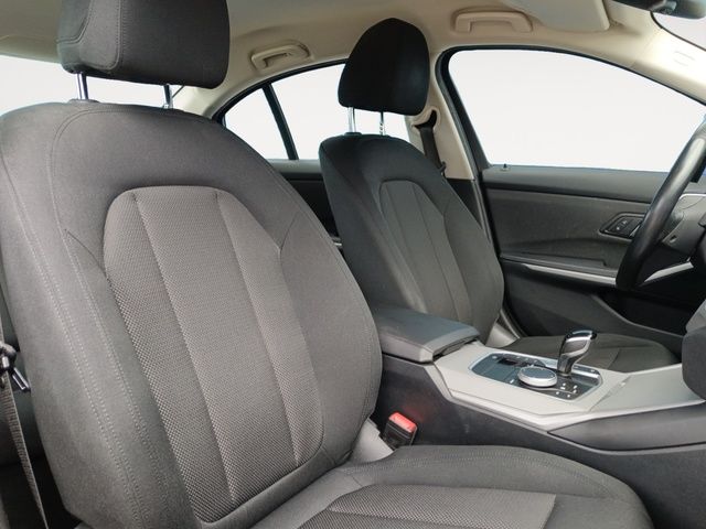 BMW Serie 3 320e - foto 11