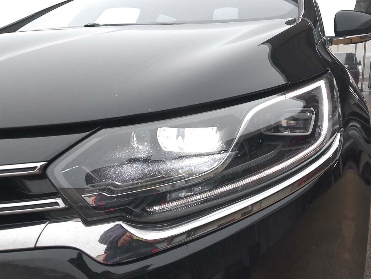 Renault Espace 1.6 dCi Energy Initiale Paris EDC - foto 23