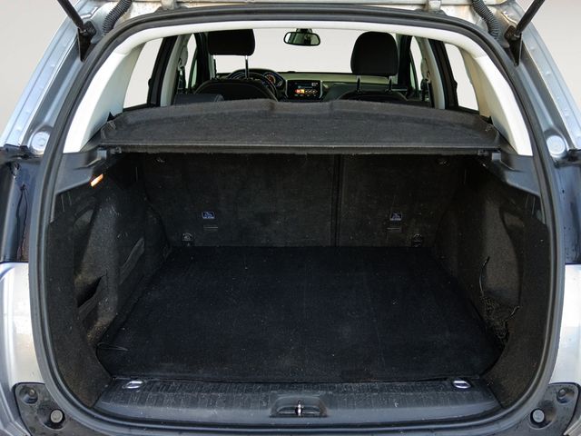 Peugeot 2008 PureTech Signature - foto 11