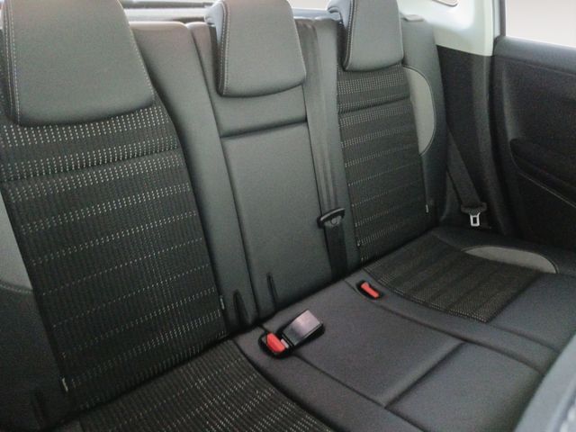 Peugeot 2008 PureTech Signature - foto 9