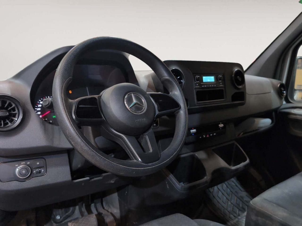 Mercedes-Benz Sprinter eSprinter Furgón 312 Medio 3.5T T Alto e41 - foto 7