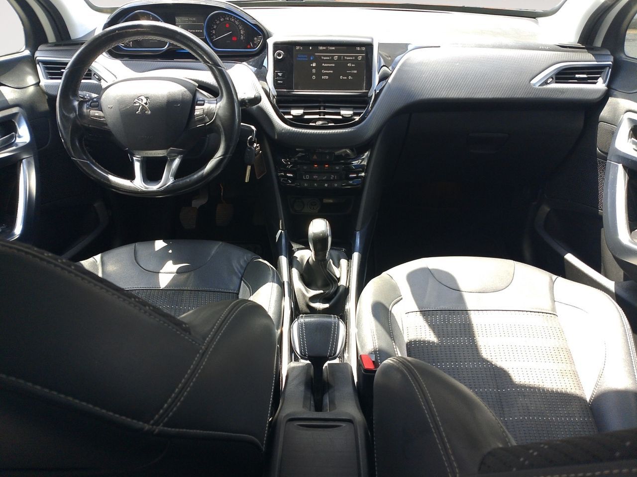 Peugeot 2008 e-HDI 92 Allure - foto 9