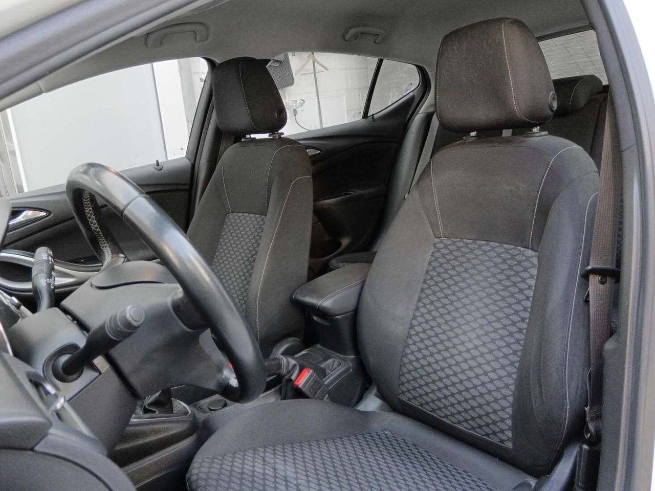 Opel Astra 1.6 CDTI Business - foto 22