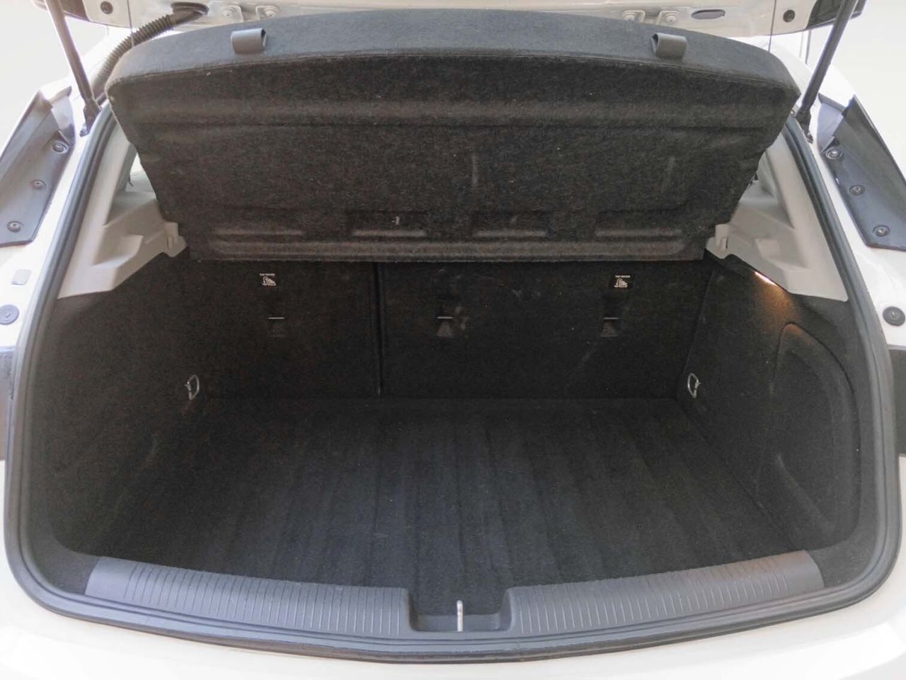 Opel Astra 1.6 CDTI Business - foto 14