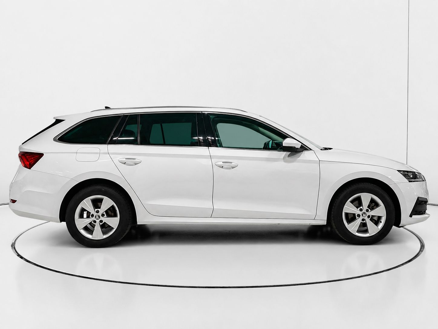 Škoda Octavia 1.0 TSI mHEV Ambition DSG - foto 2