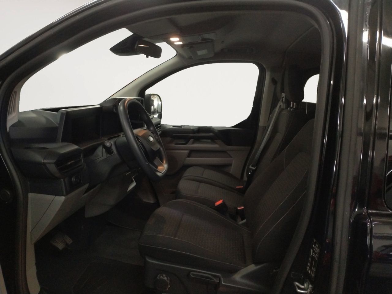 Ford Transit Custom Kombi 2.0 EcoBlue 320 L1 Trend - foto 8