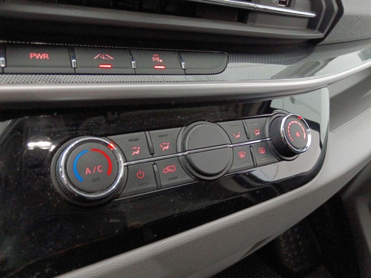 MAXUS eDeliver 9 L3H2 89 kWh - foto 22