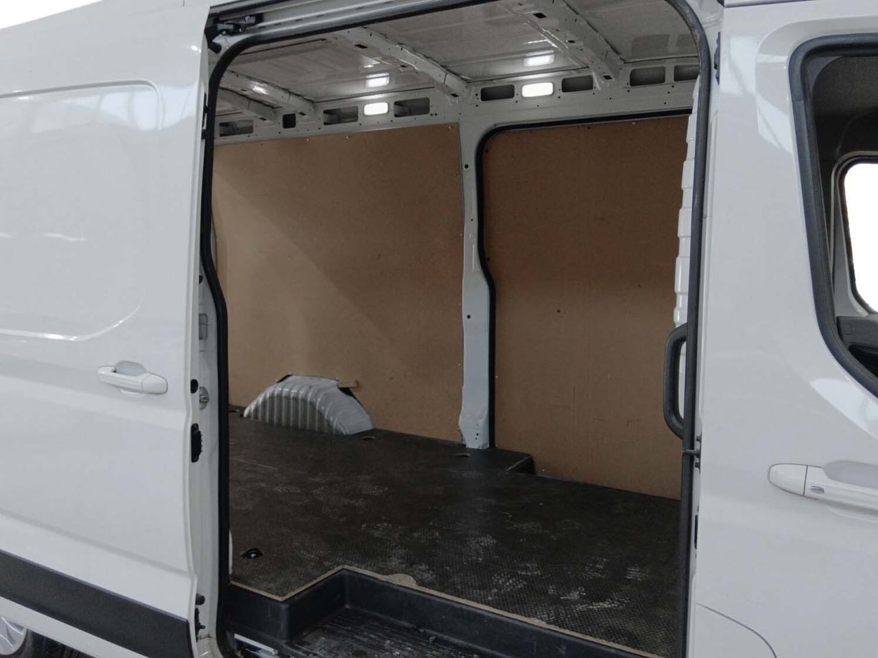 MAXUS eDeliver 9 L3H2 89 kWh - foto 13