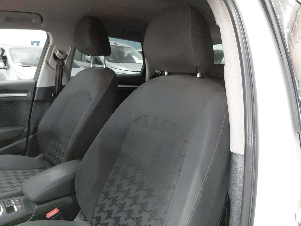 Audi A3 Attraction 1.6 TDI clean diesel - foto 22