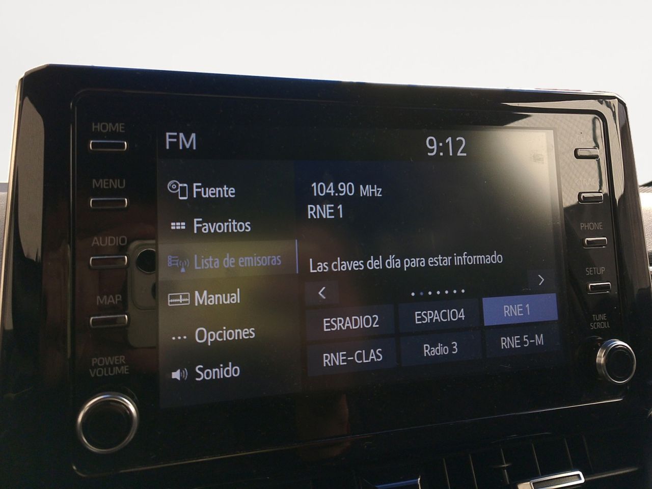 Toyota Corolla 140H Active Plus - foto 14
