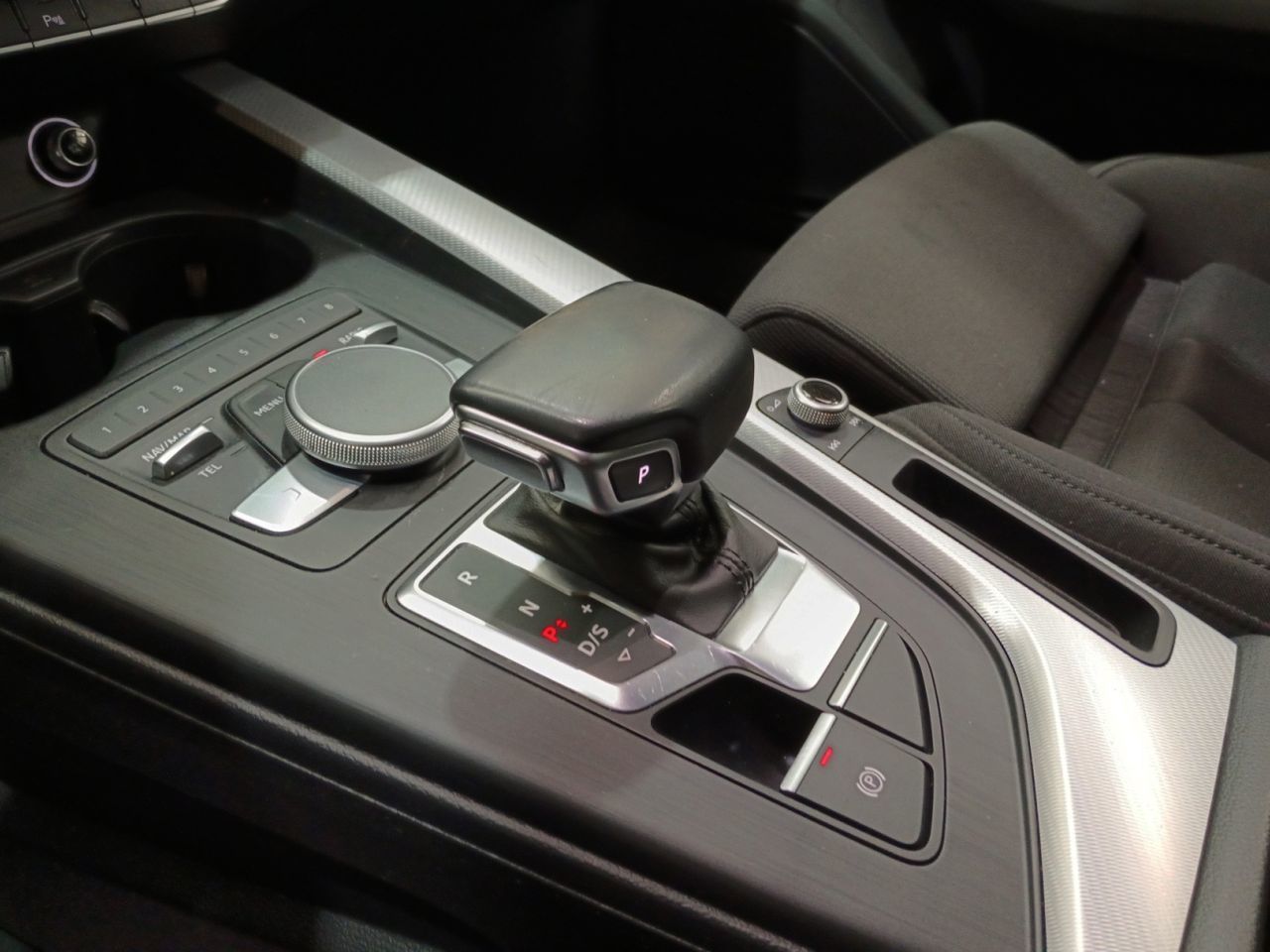 Audi A4 S line 35 TFSI S tronic - foto 13