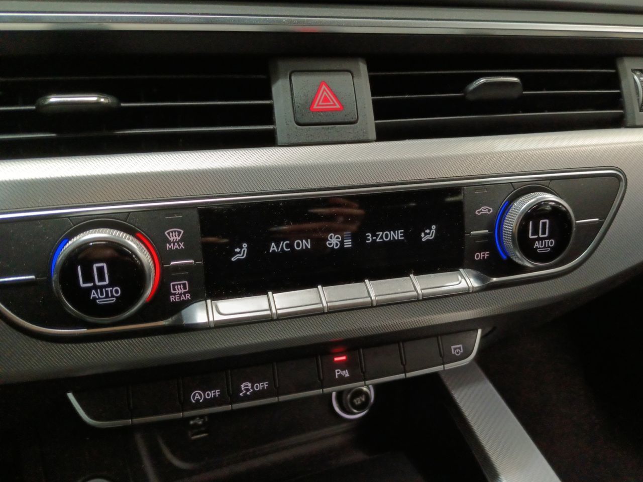 Audi A4 S line 35 TFSI S tronic - foto 19