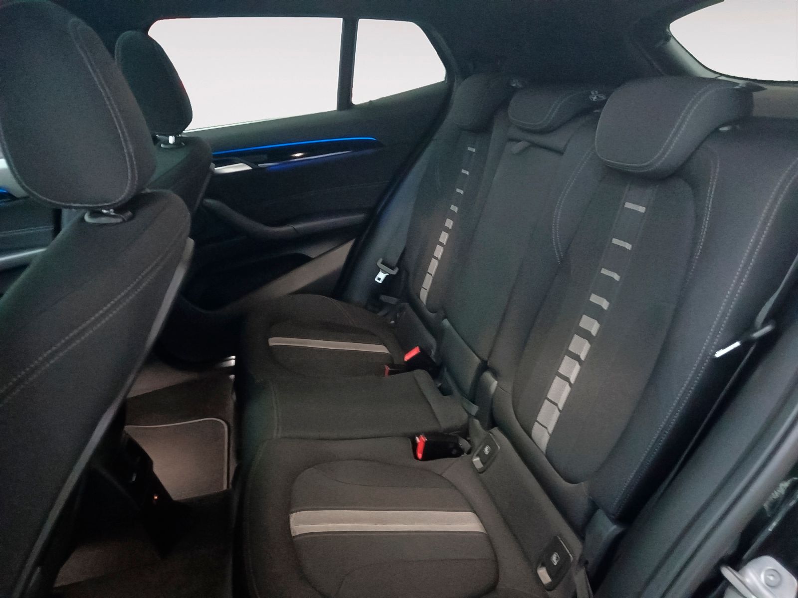BMW X2 sDrive18i - foto 12