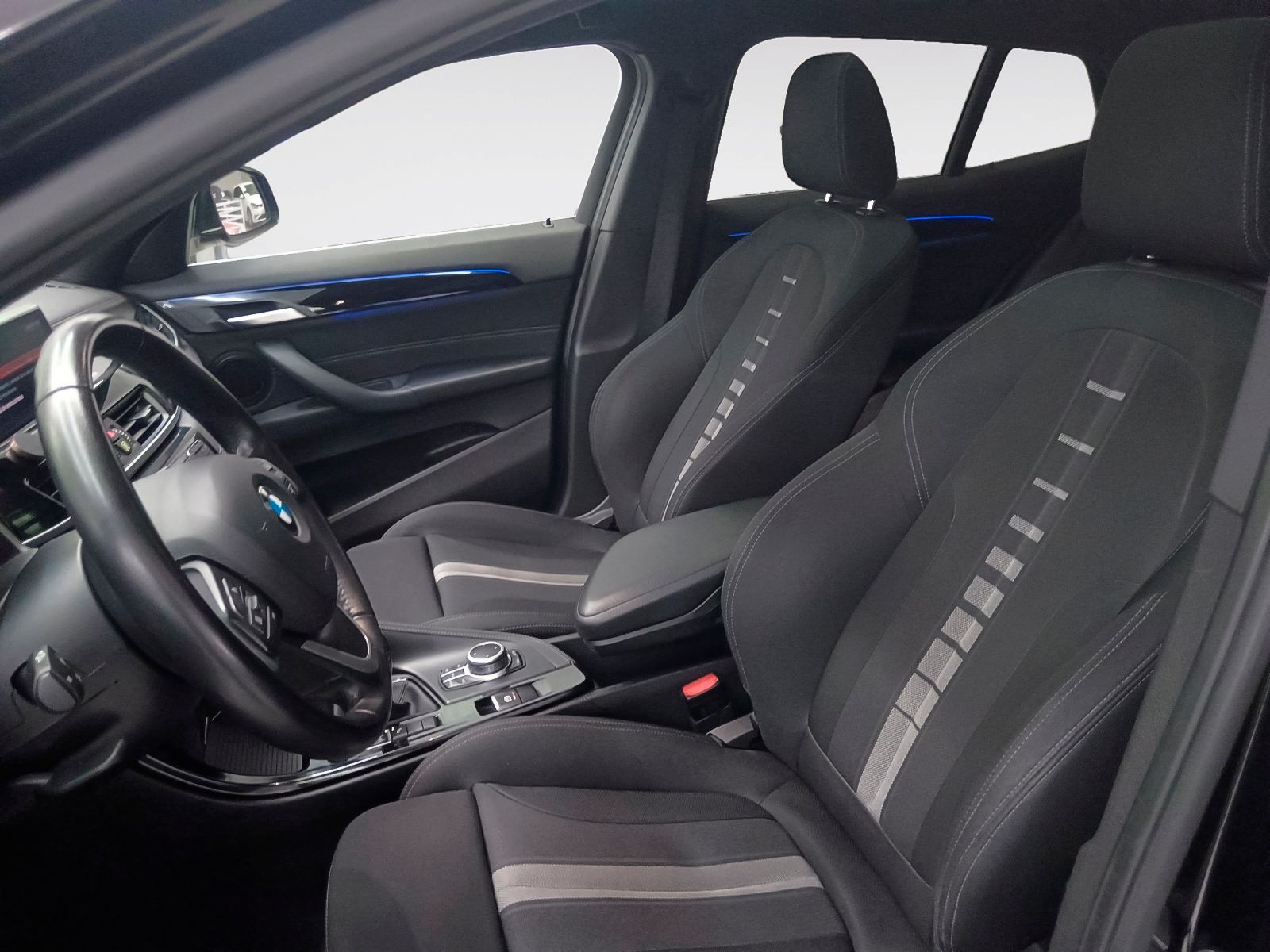 BMW X2 sDrive18i - foto 11