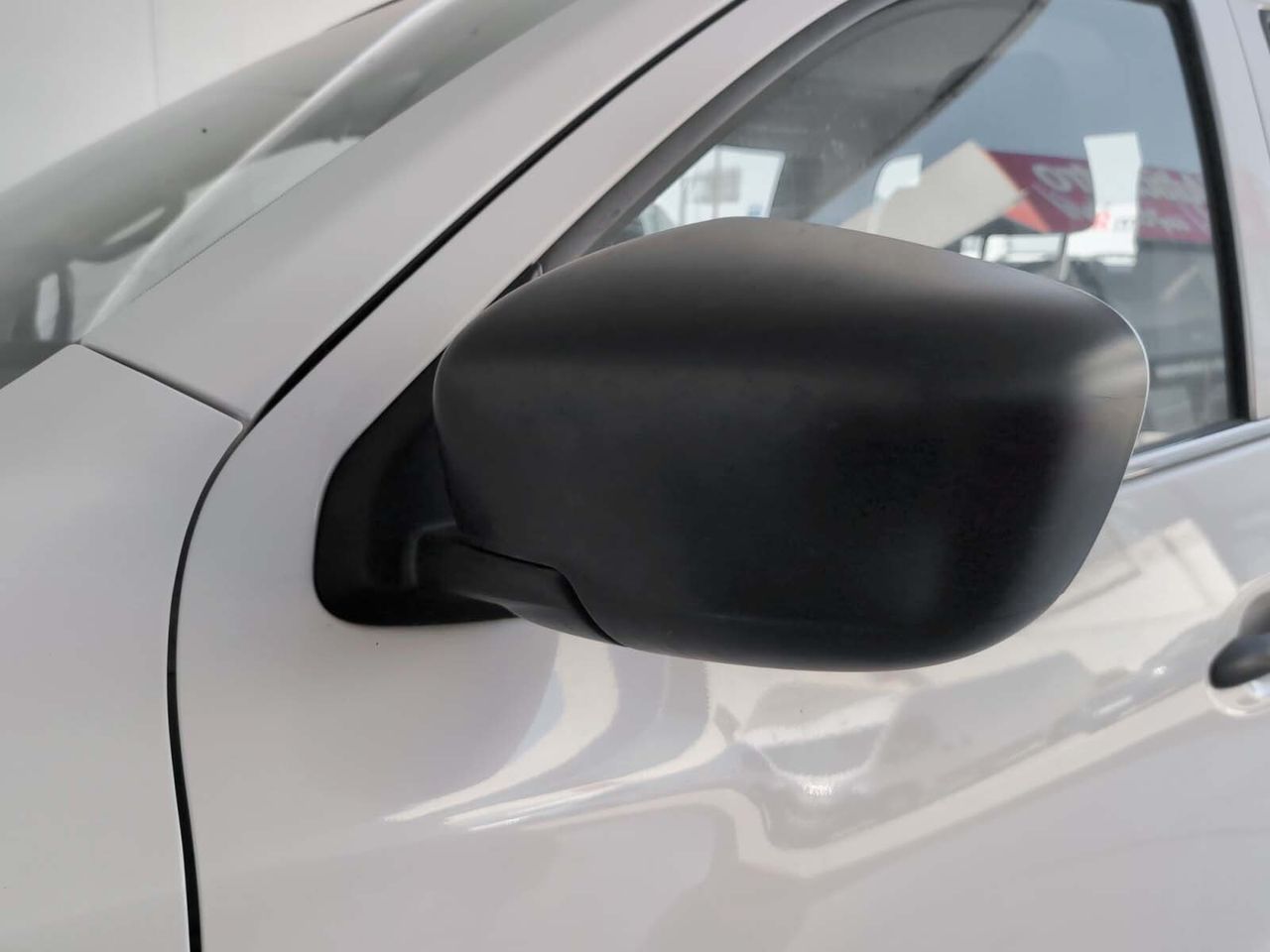 Nissan Navara PickUp 2.3 dCi Doble Cabina Visia - foto 23