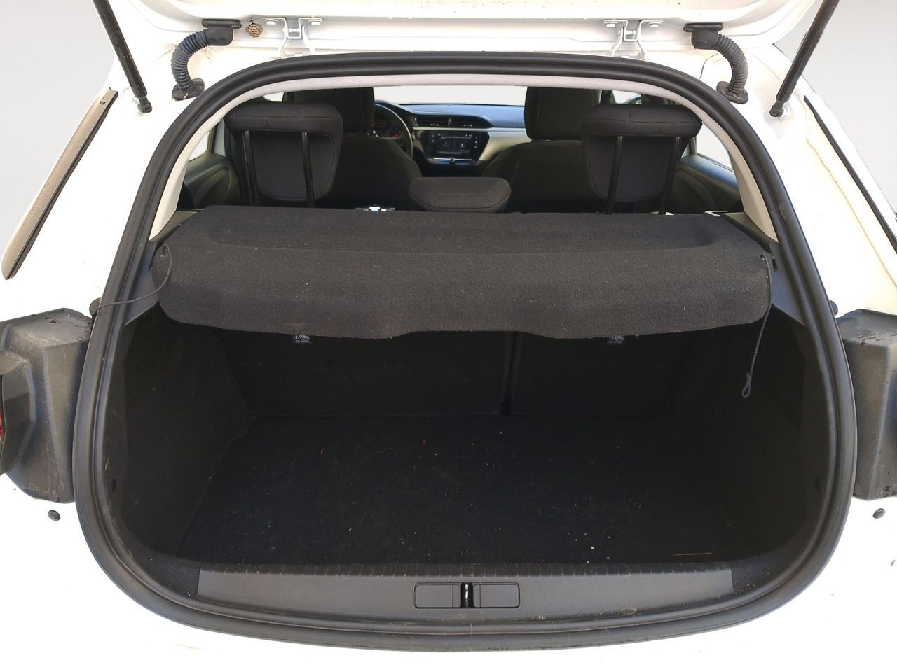 Opel Corsa 1.2 XEL Edition - foto 13