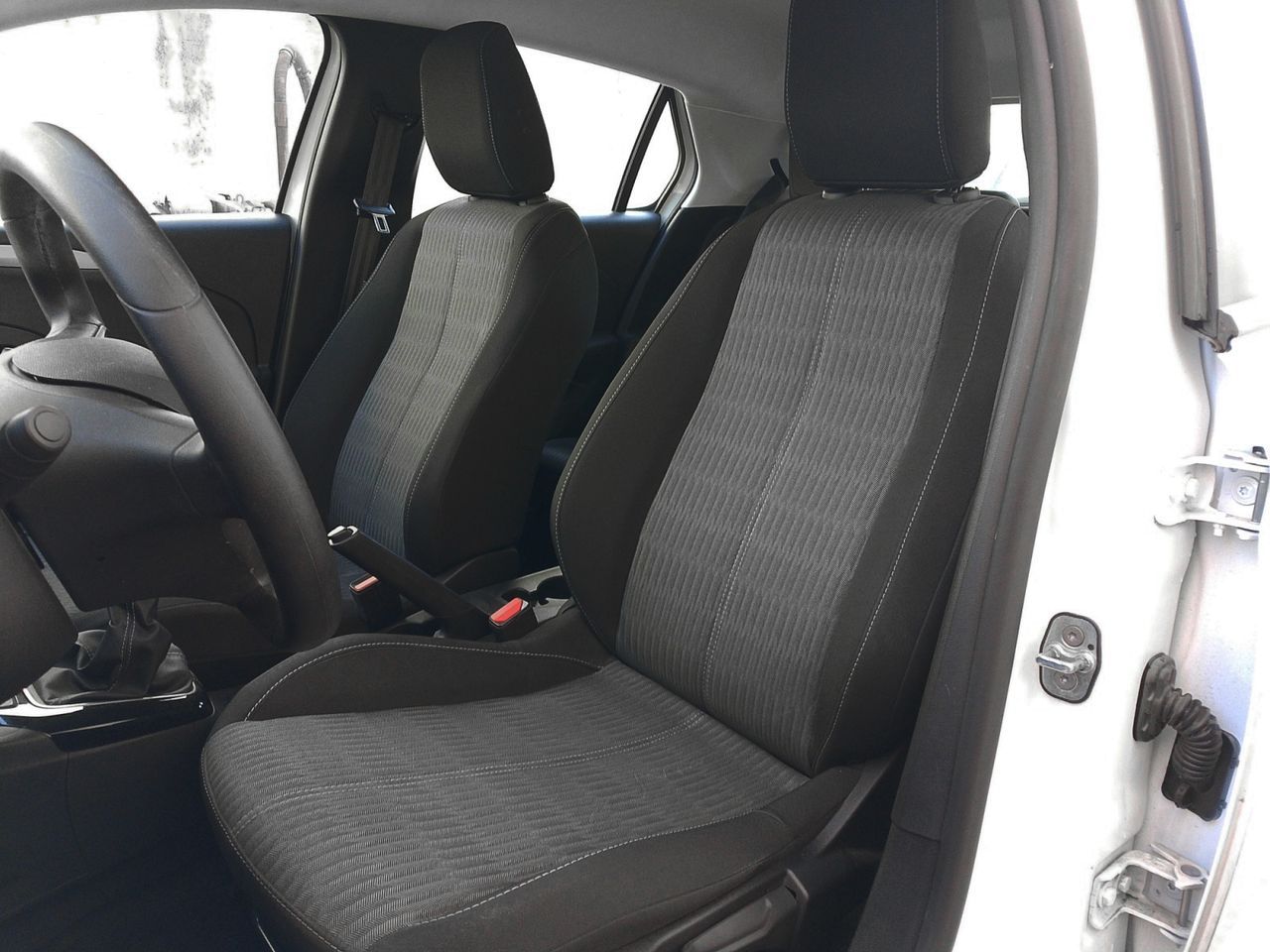 Opel Corsa 1.2 XEL Edition - foto 21