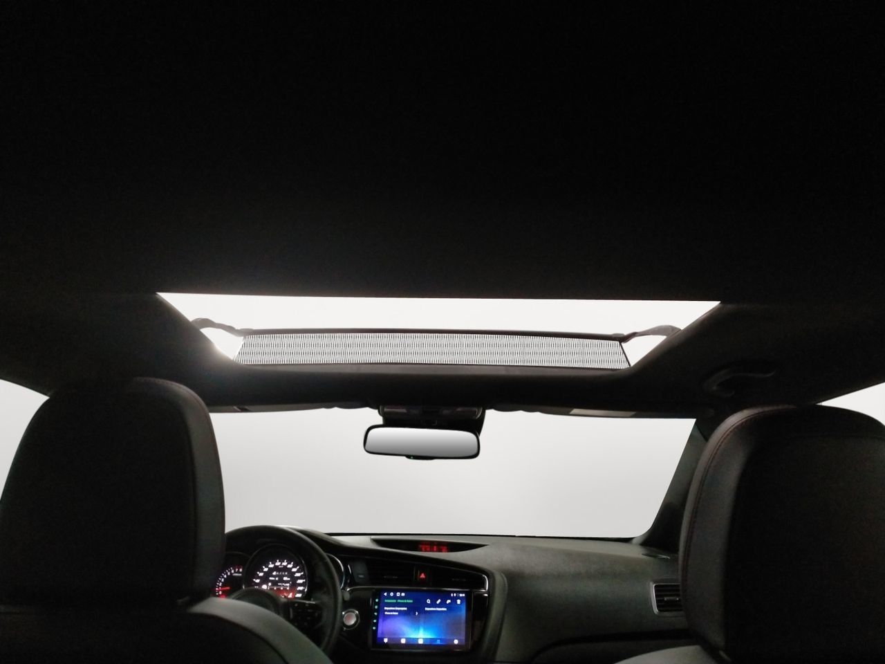 Kia Ceed 1.6 T-GDi GT - foto 12