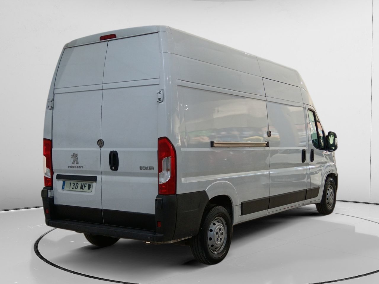 Peugeot Boxer Furgon BlueHDi 140 435 L3H3 - foto 2