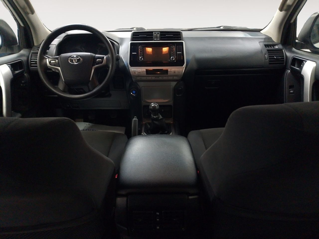 Toyota Land Cruiser 2.8 D-4D GX - foto 7