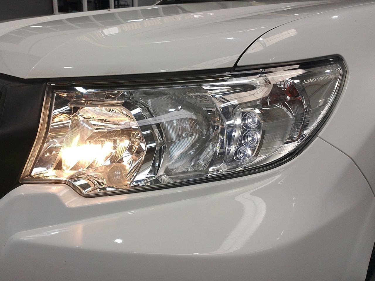 Toyota Land Cruiser 2.8 D-4D GX - foto 22