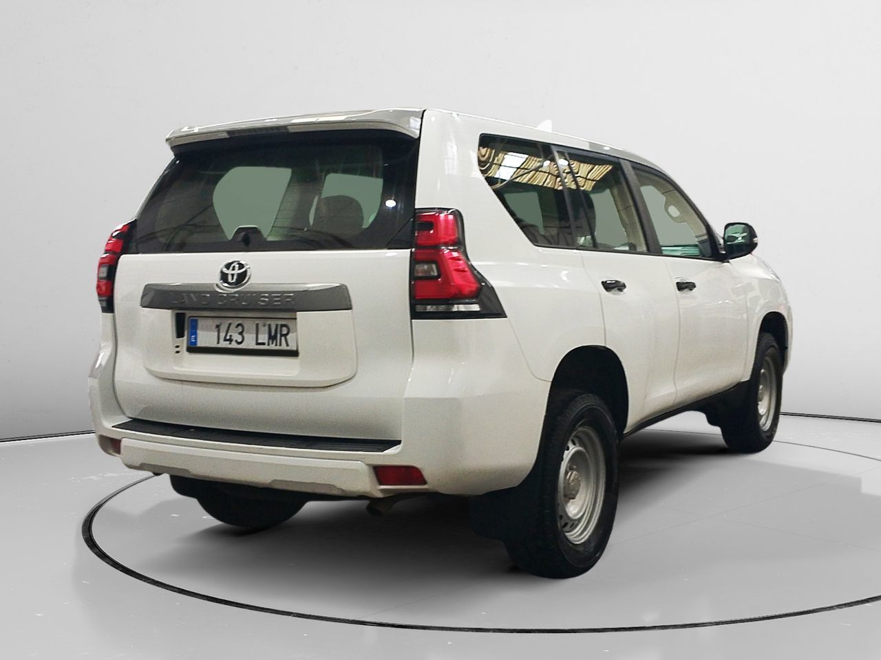 Toyota Land Cruiser 2.8 D-4D GX - foto 2