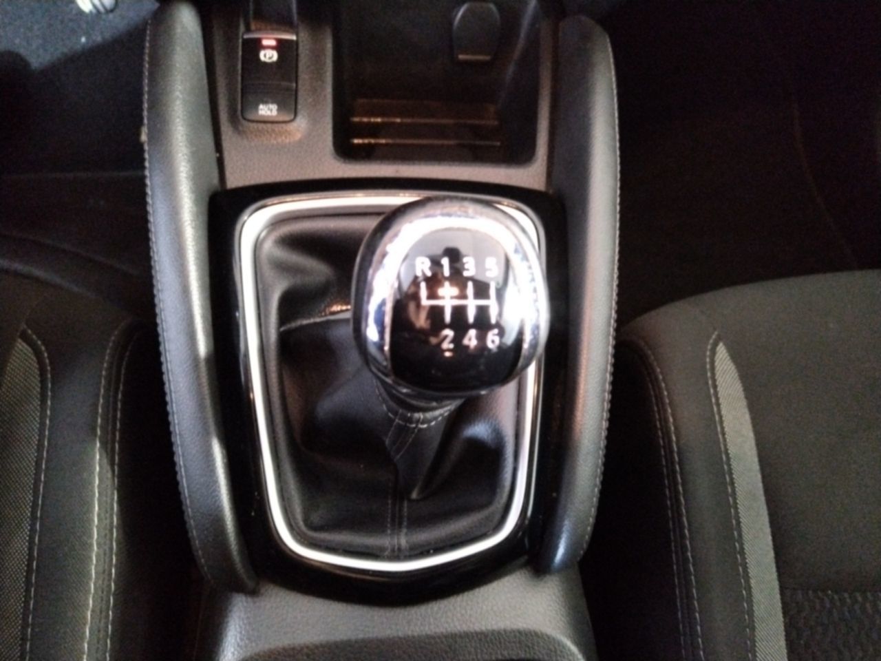 Nissan Qashqai dCi 115 Acenta - foto 13