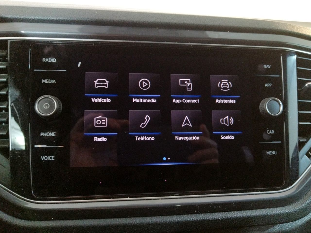 Volkswagen T-Roc Sport 2.0 TDI DSG - foto 18