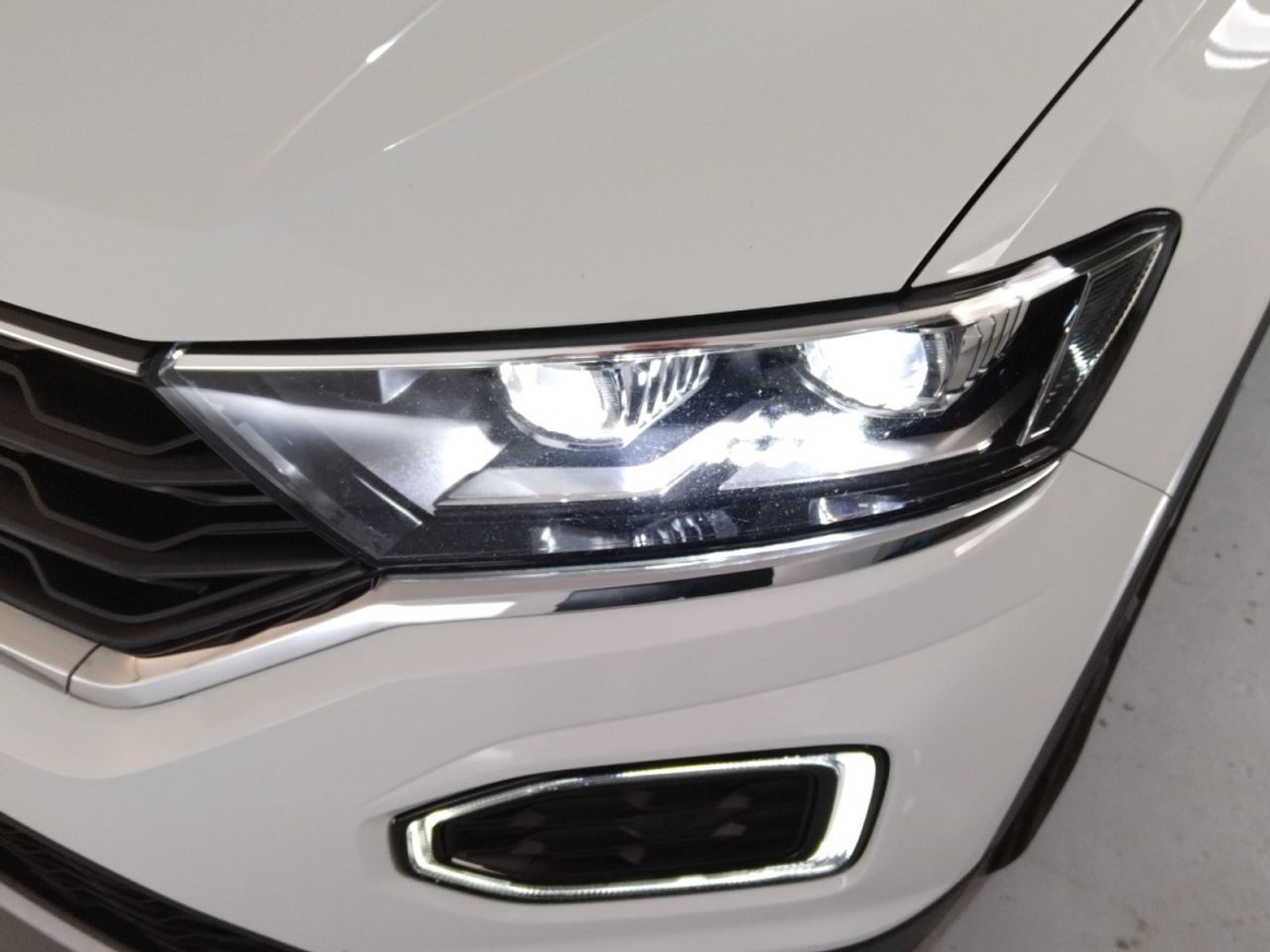 Volkswagen T-Roc Sport 2.0 TDI DSG - foto 21