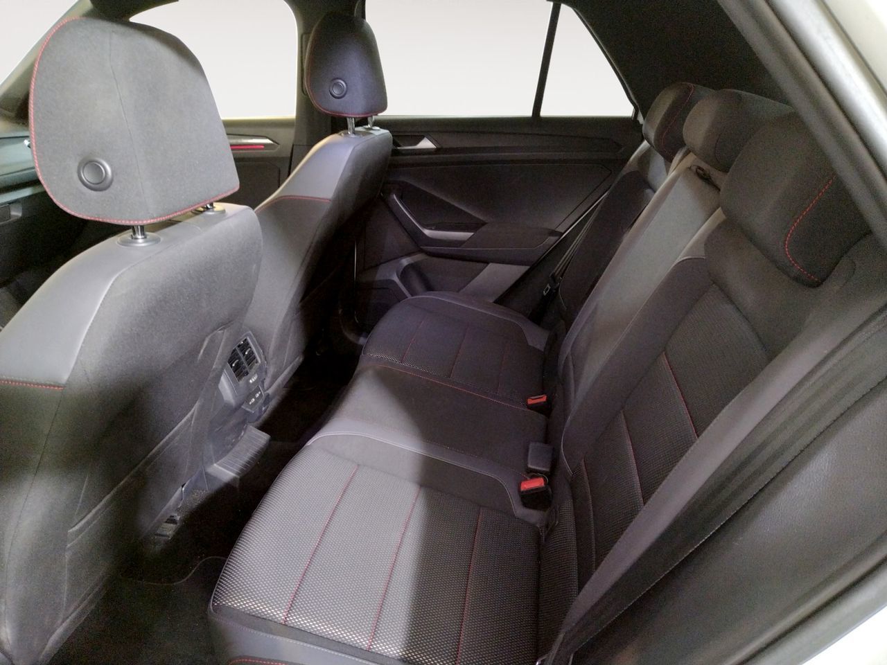 Volkswagen T-Roc Sport 2.0 TDI DSG - foto 10
