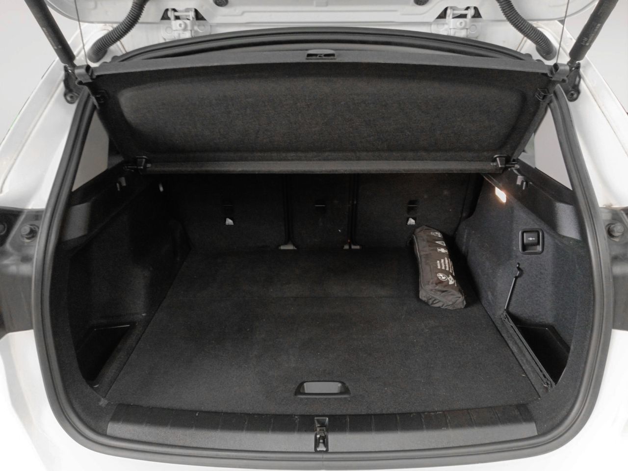 BMW X1 sDrive16d - foto 13