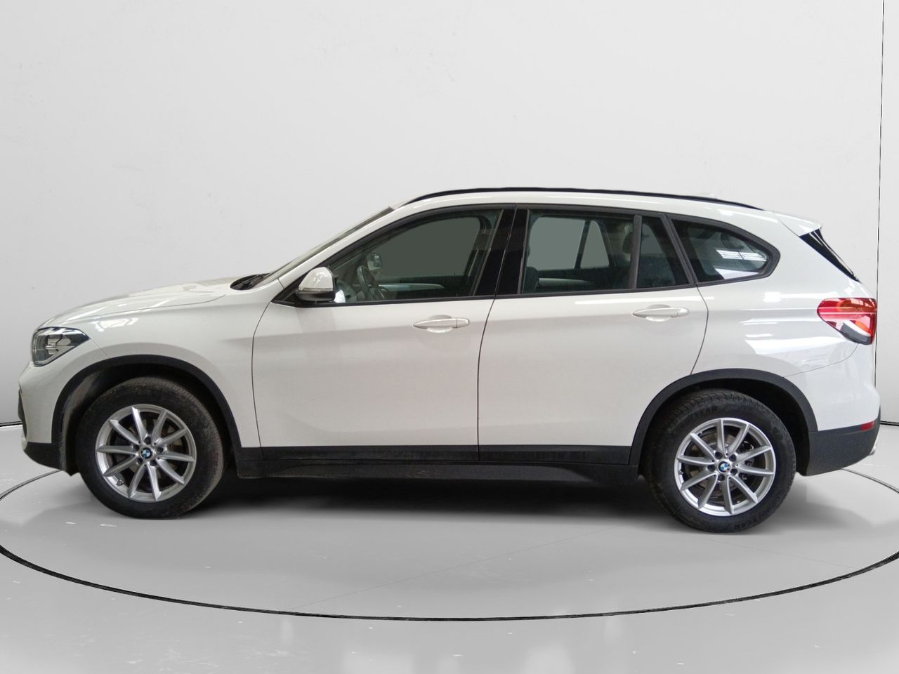 BMW X1 sDrive16d - foto 6