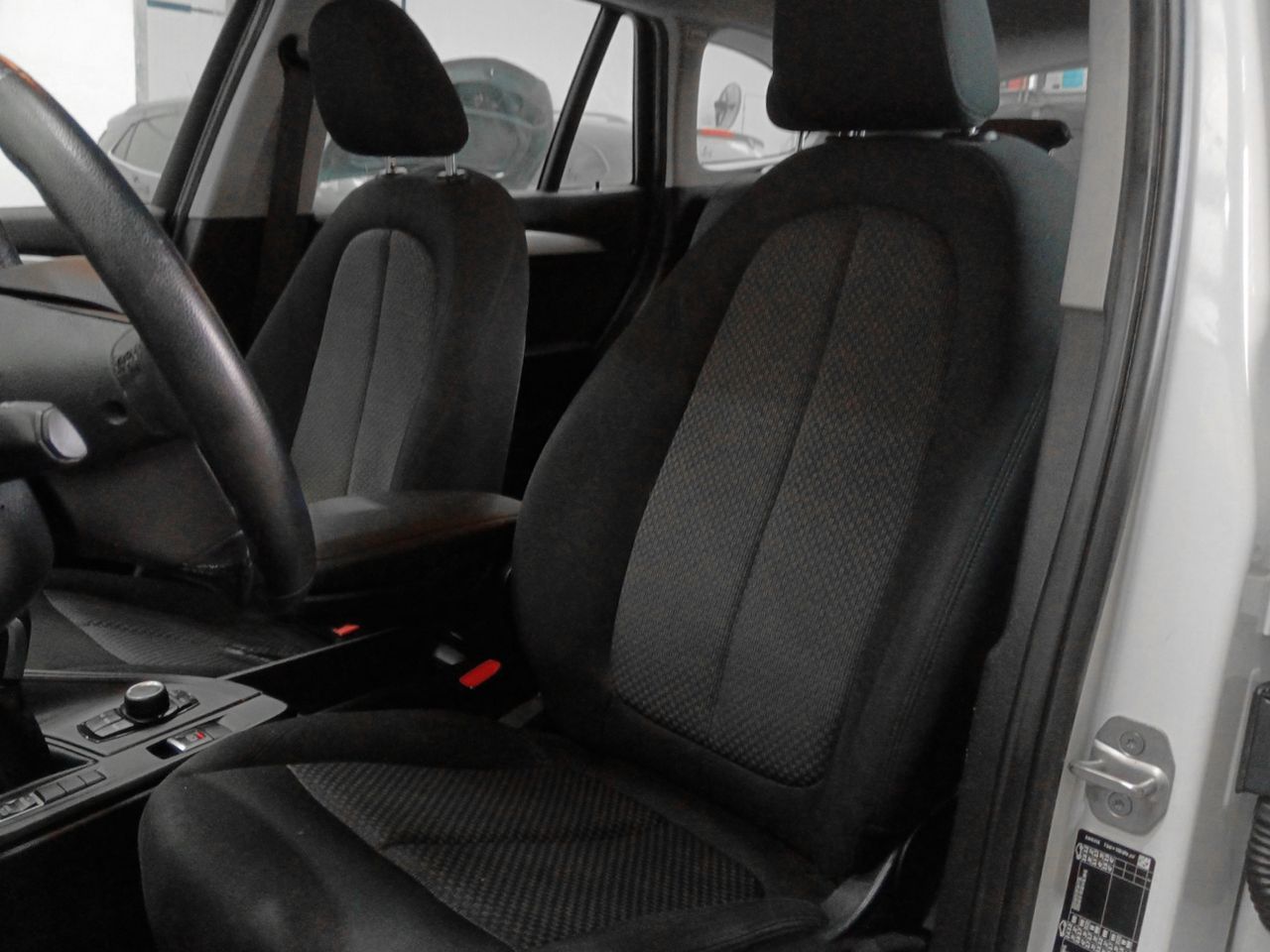 BMW X1 sDrive16d - foto 21