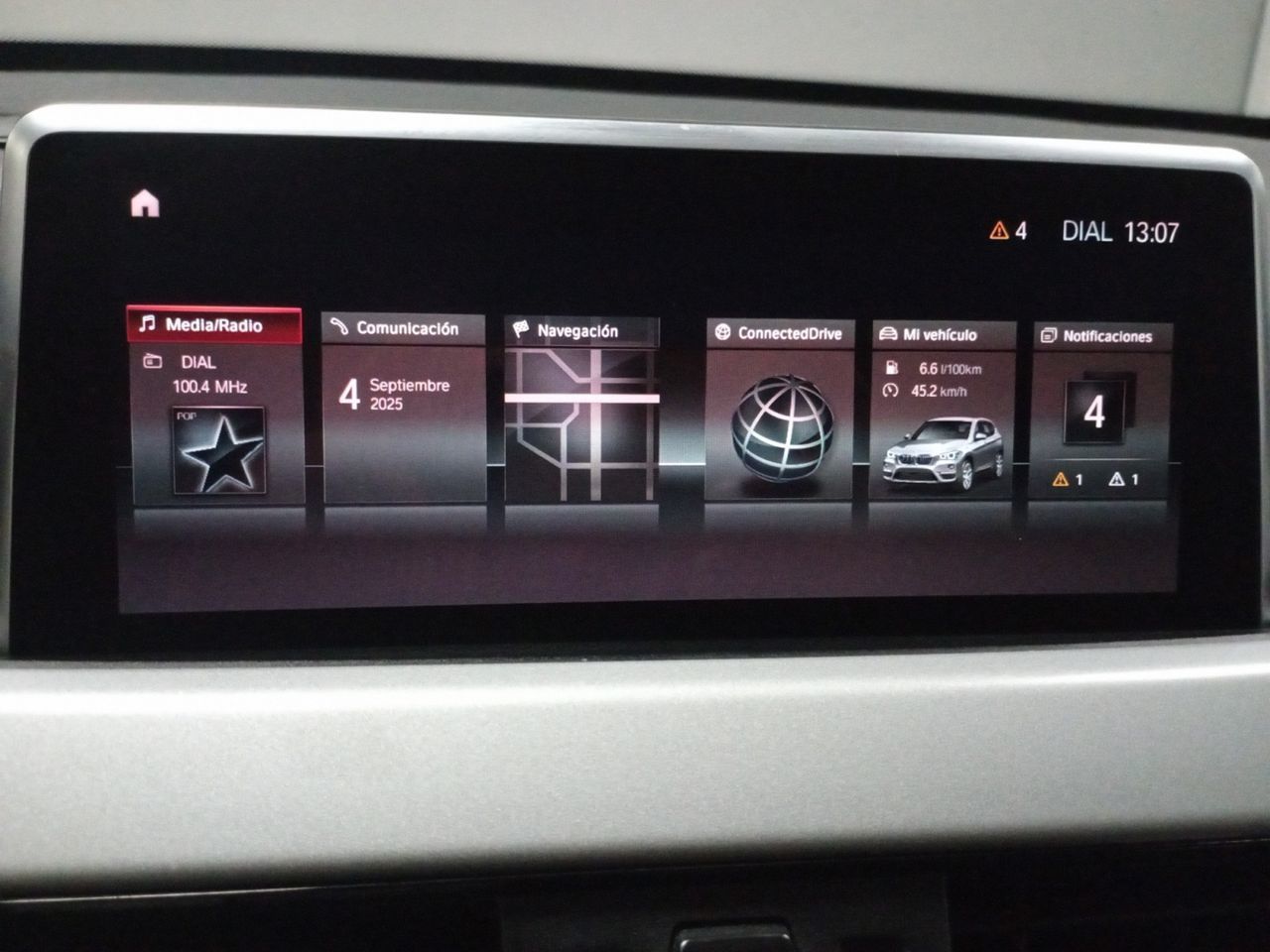BMW X1 sDrive16d Business - foto 14