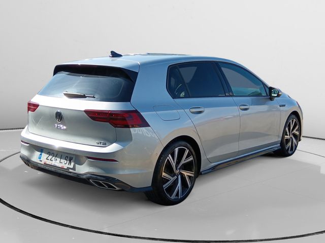 Volkswagen Golf R-Line 1.5 eTSI DSG - foto 2