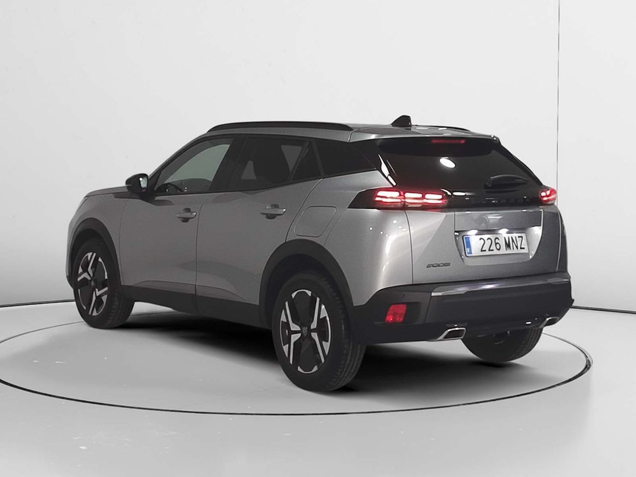 Peugeot 2008 PureTech 130 Allure EAT8 - foto 5
