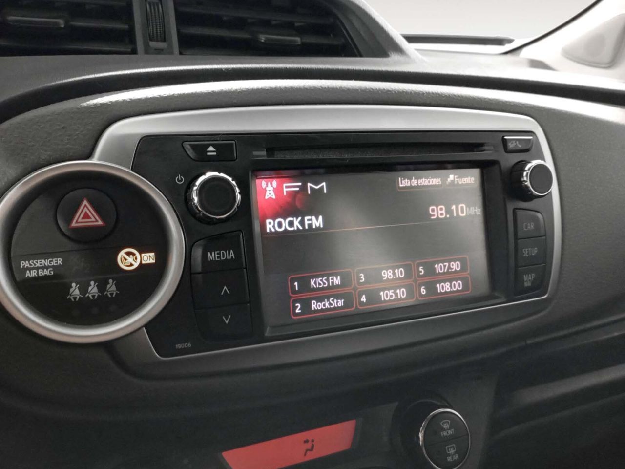 Toyota Yaris 90D City - foto 15