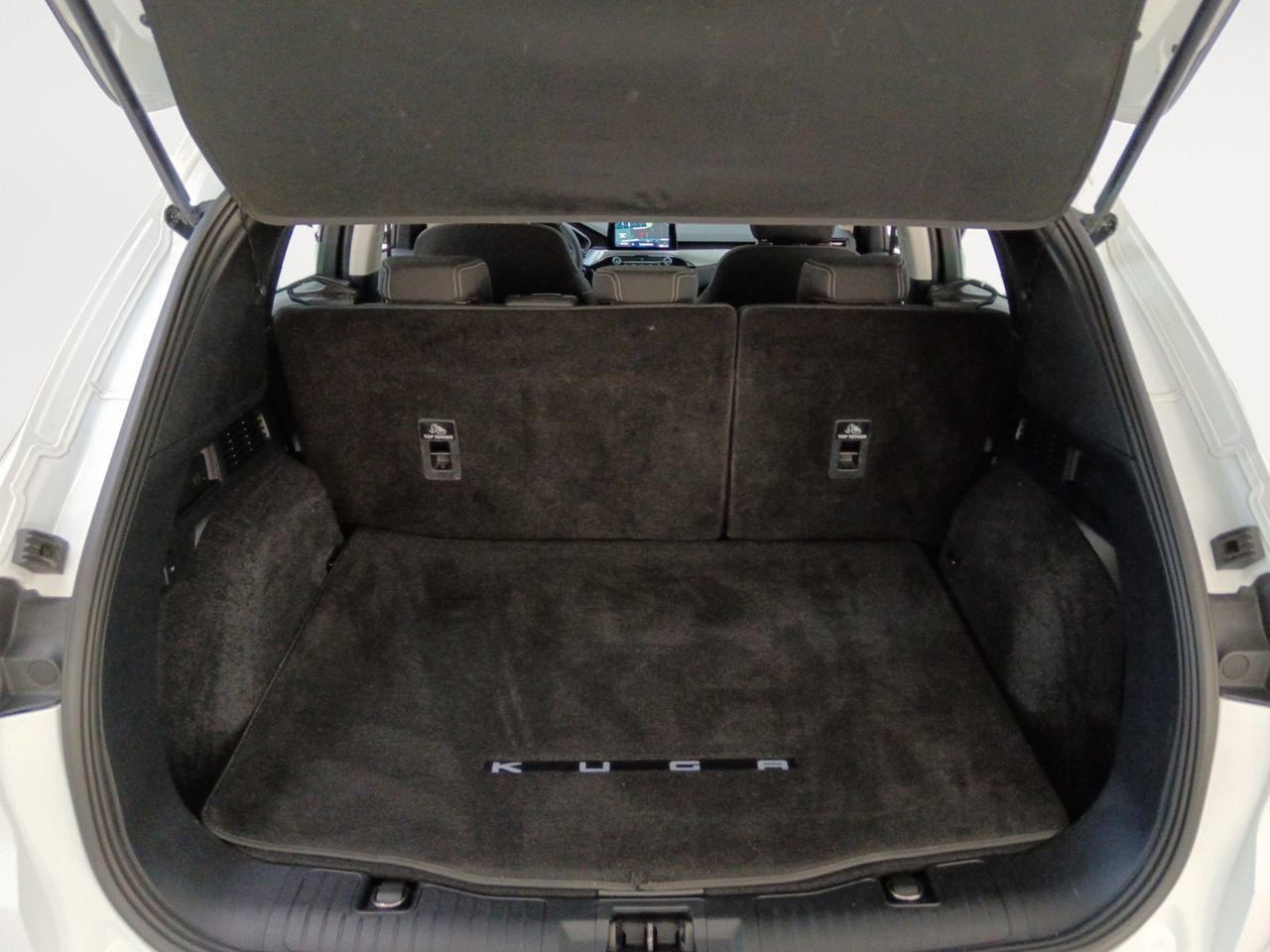 Ford Kuga 2.5 Duratec PHEV Titanium - foto 12