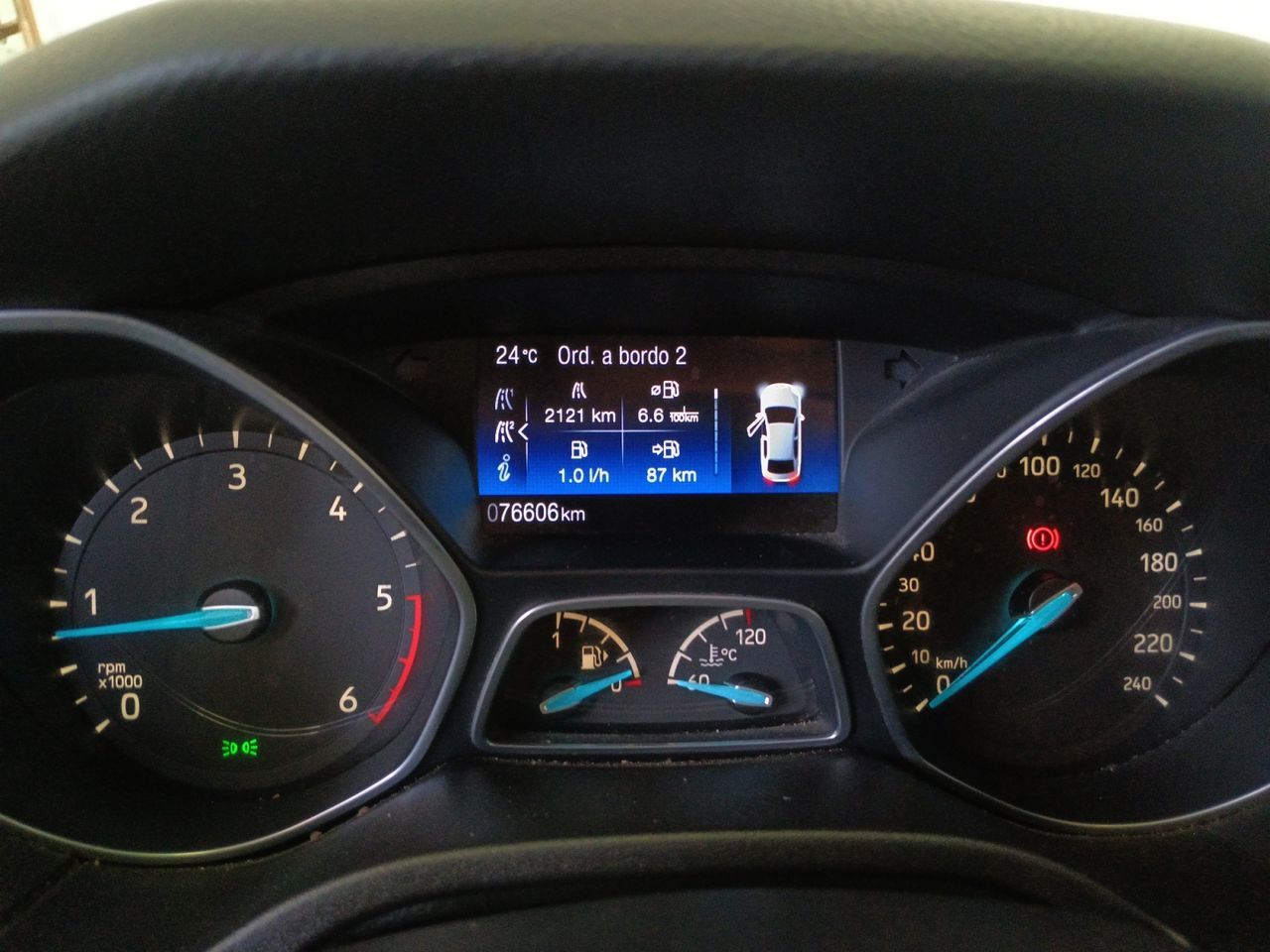 Ford Focus 1.5 TDCi Trend+ - foto 14