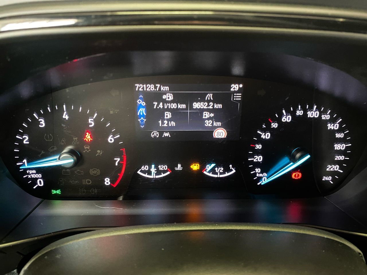 Ford Focus 1.0 EcoBoost ST-Line - foto 14
