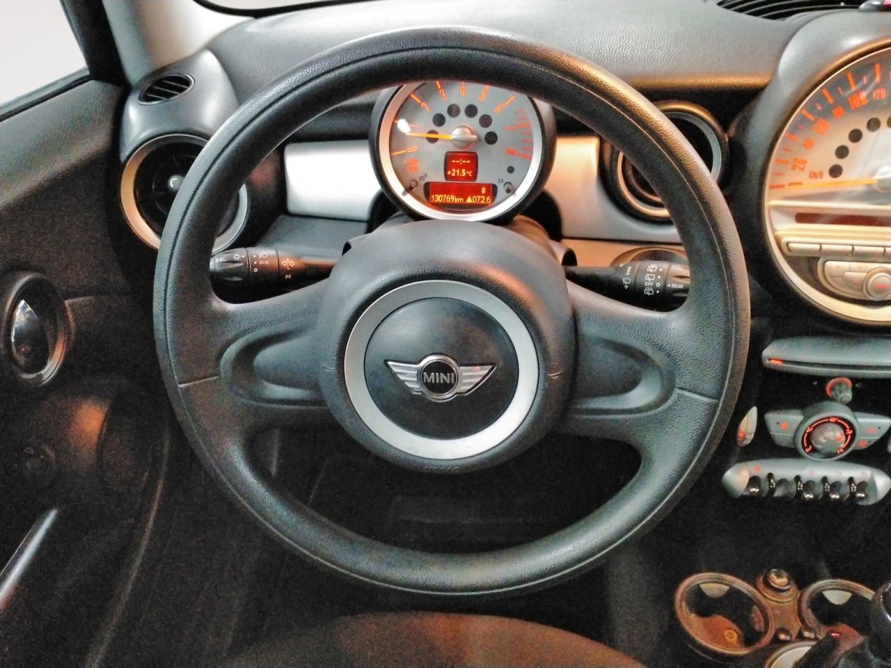 MINI Cooper One - foto 8