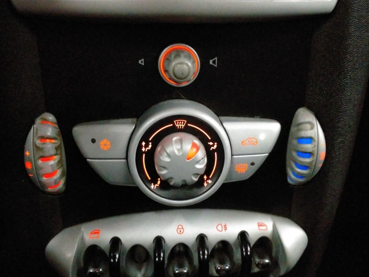 MINI Cooper One - foto 16